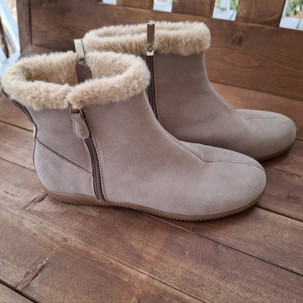 Softwalk Womens Helena Boot Size 7